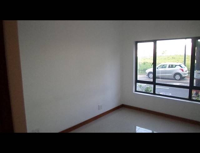 2 BEDROOM APARTMENT FOR SALE IN UMHLANGA RIDGE